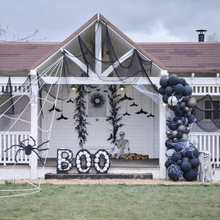 Halloween Balloon Arch Backdrop with Streamers, Cobwebs & Bats - Ellie and Piper