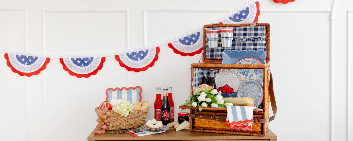 Hamptons Party Paper Cups– Ellie and Piper