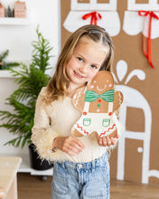 Gingerbread Man Plate - Ellie and Piper
