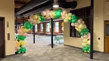 Twist & Organic Balloon Arches