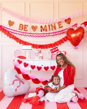 Scalloped Heart Mylar Balloon - Ellie and Piper