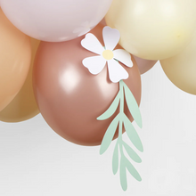 Pastel Daisy Balloon Garland - Ellie and Piper