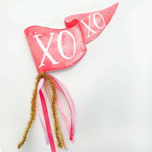 XOXO Party Pennant - Ellie and Piper
