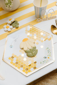 Sweet as Can Bee Large Plates (Set of 16) - Ellie and Piper