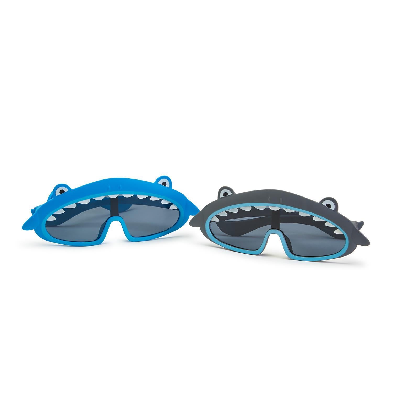shark goggles Two's Company Shark Sunglasses In Storage Case Assorted 2 Colors